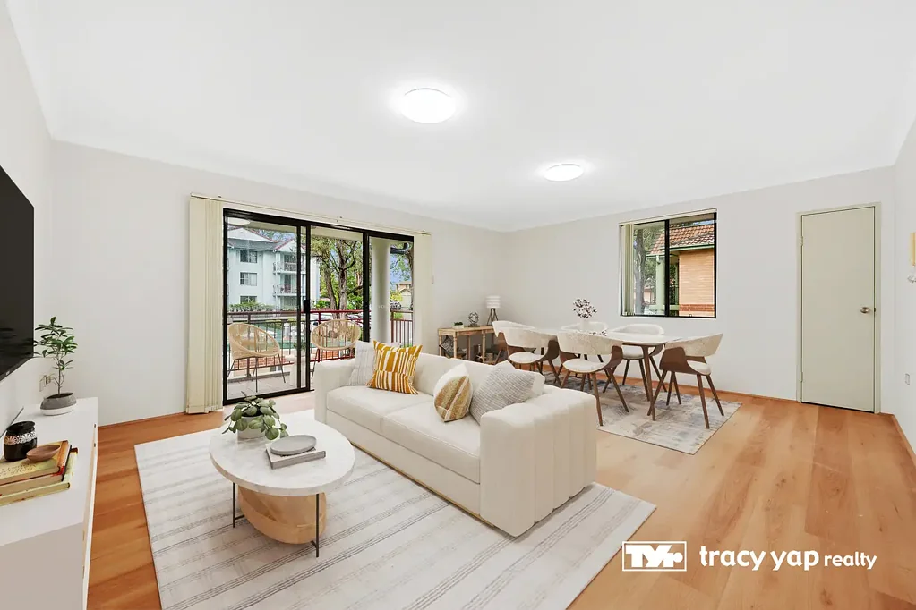 Marsfield 3침실 SPACIOUS, FULL BRICK &  SUNNY 3 BEDROOMS IN ULTRA CONVENIENT LOCATION