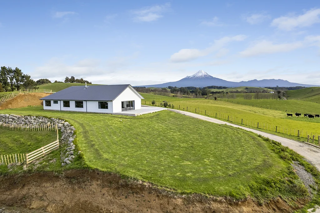 Inglewood 4ਬੈੱਡਰੂਮ LIFESTYLE SANCTUARY WITH BREATHTAKING VIEWS