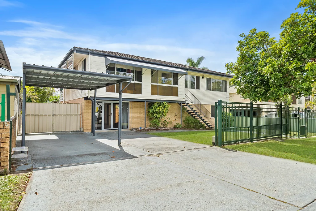 10 Macarthur Crescent, Slacks Creek, QLD 4127