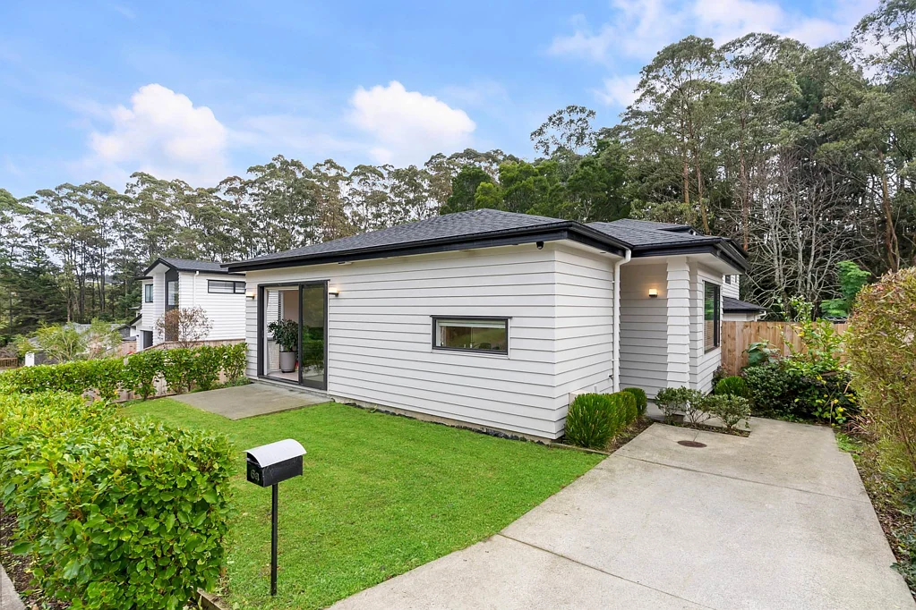 Beautiful 2 Bedroom Unit