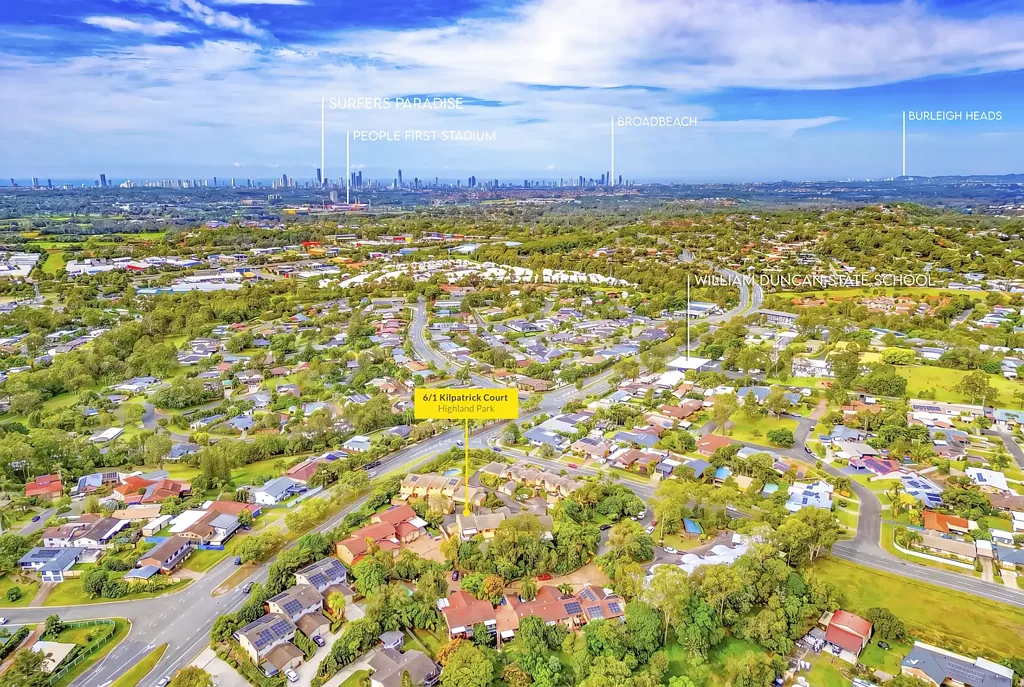 Highland Park 3房  Renovated 3 Bedroom Townhouse - Extremely Central, Secure & Sought After Location - Highly Motivated Owner - Priced for Immediate Sale!