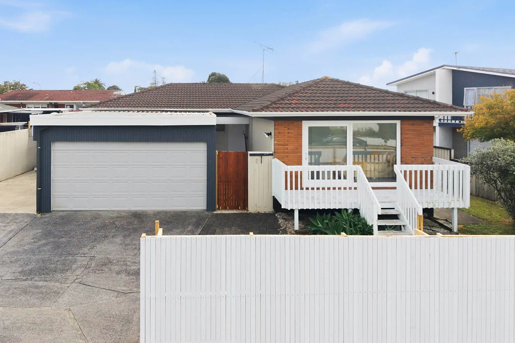 Sunnyhills 3 Slaapkamer Solid Single-Level Brick & Tile & Move-In Ready