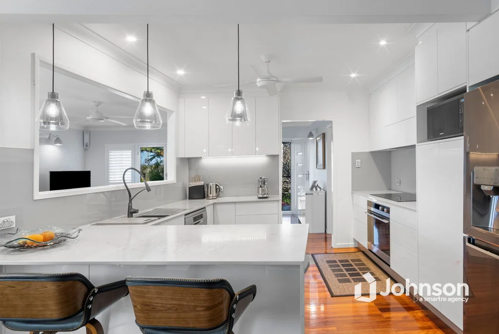 10 Bonniebrae Street, Wynnum West, QLD 4178