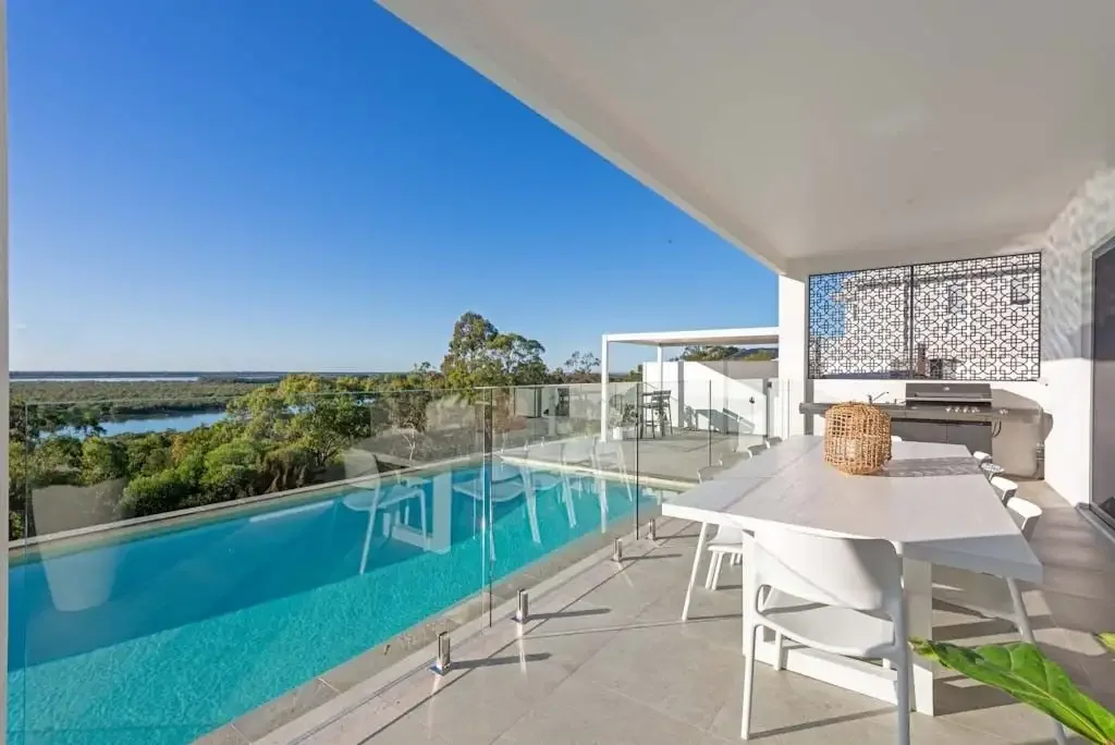 Coomera 4房  Luxurious Showstopper with Panoramic Ocean Views