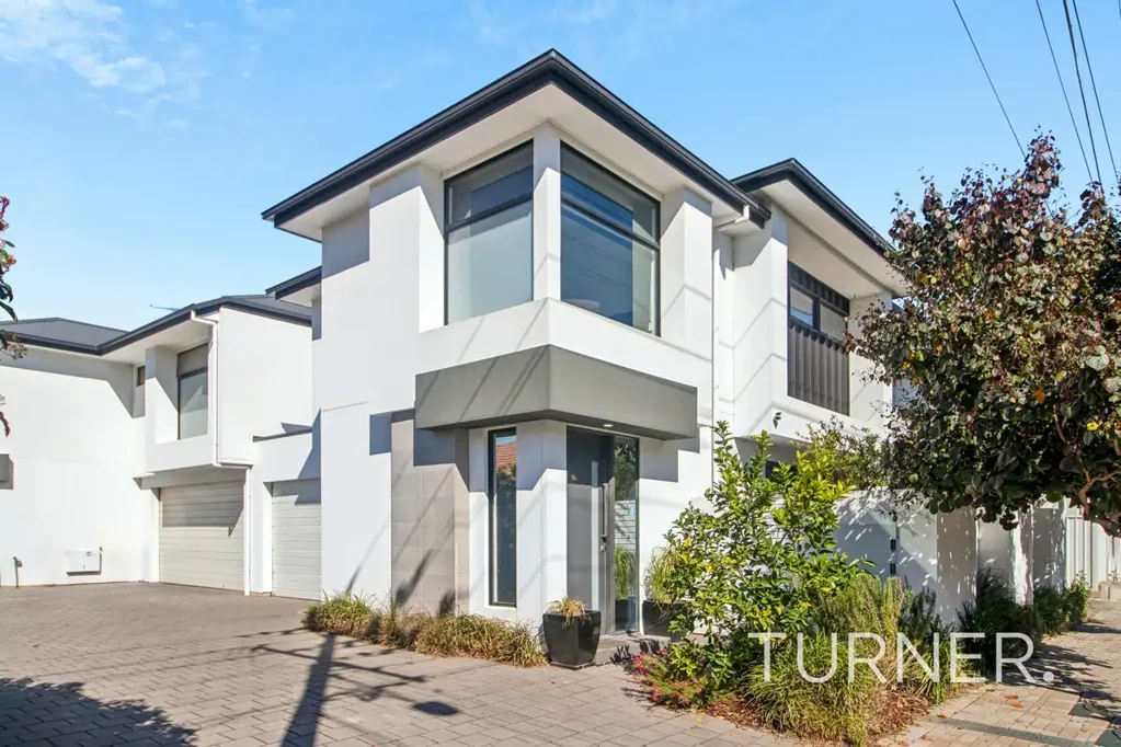 Ashford 3 Bedroom Urban Gem In Ashford: Live Life on the Edge of the City!