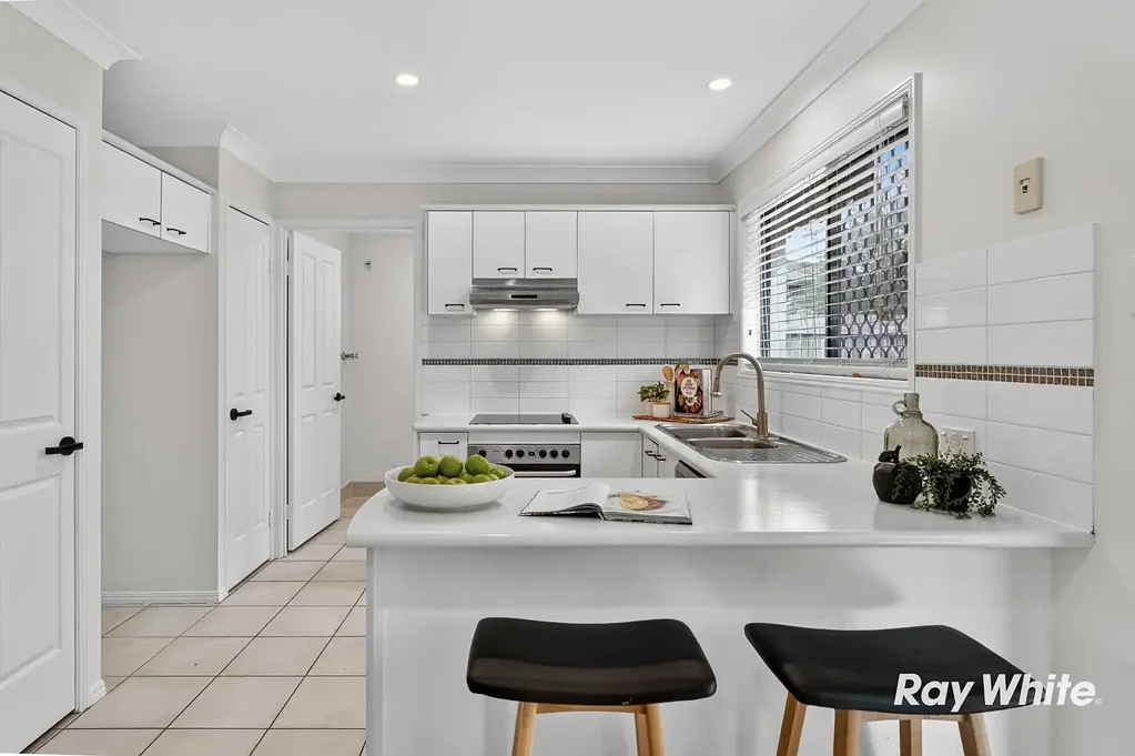 Parkinson 3Habitaciones New Price! Exceptional value in prestigious Stretton College Catchment