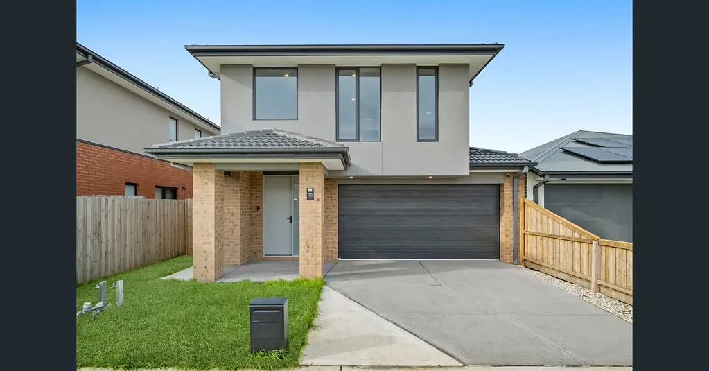 Contemporary Style with Effortless Appeal
