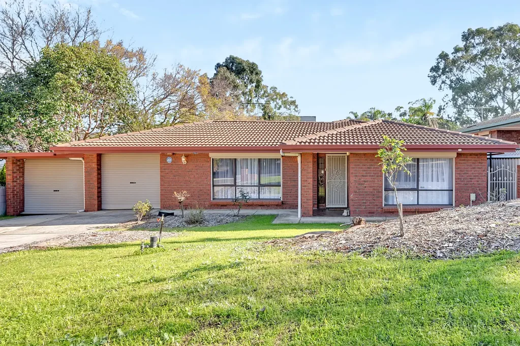 Spacious Home in a Sought-After Neighbourhood