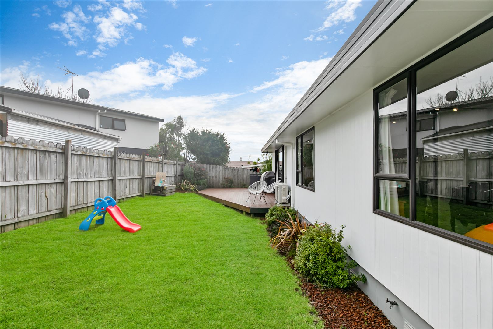 1/31 Caribbean Drive, Unsworth Heights, Auckland - North Shore, 3 chambres, 1 salles de bain