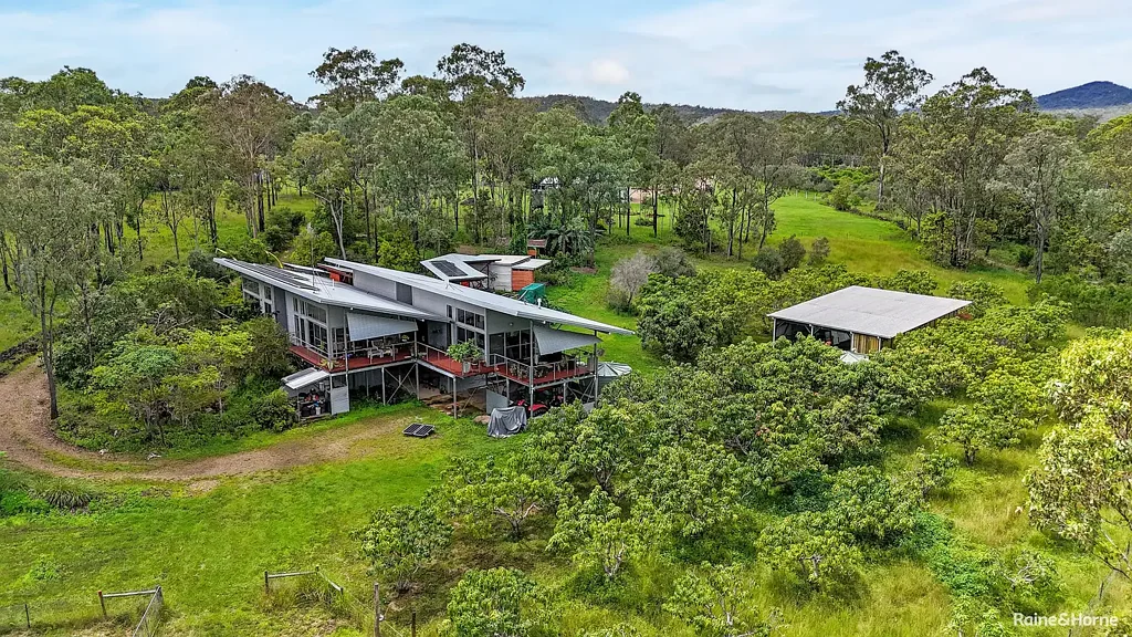 Millstream 4房  Stunning, private, versatile pavilion home, with option to take over successful lifestyle business