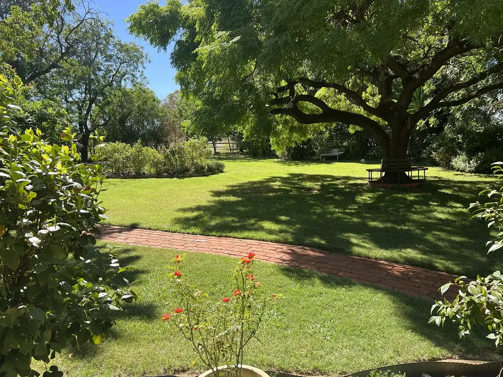 Berrigan  "THE WILLOWS"  RURAL LIFESTYLE AND PRIVACY AT ITS BEST! POA (ABUNDANCE OF WATER)