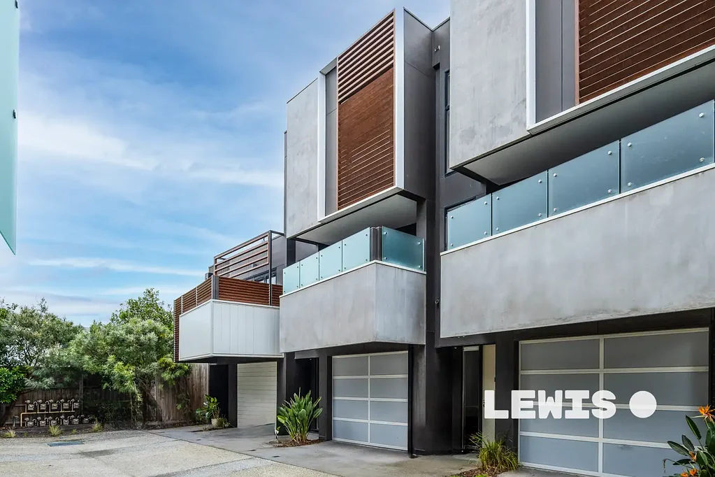 Northcote 2ਬੈੱਡਰੂਮ Designer Townhouse in 'The Cottery' - Invest