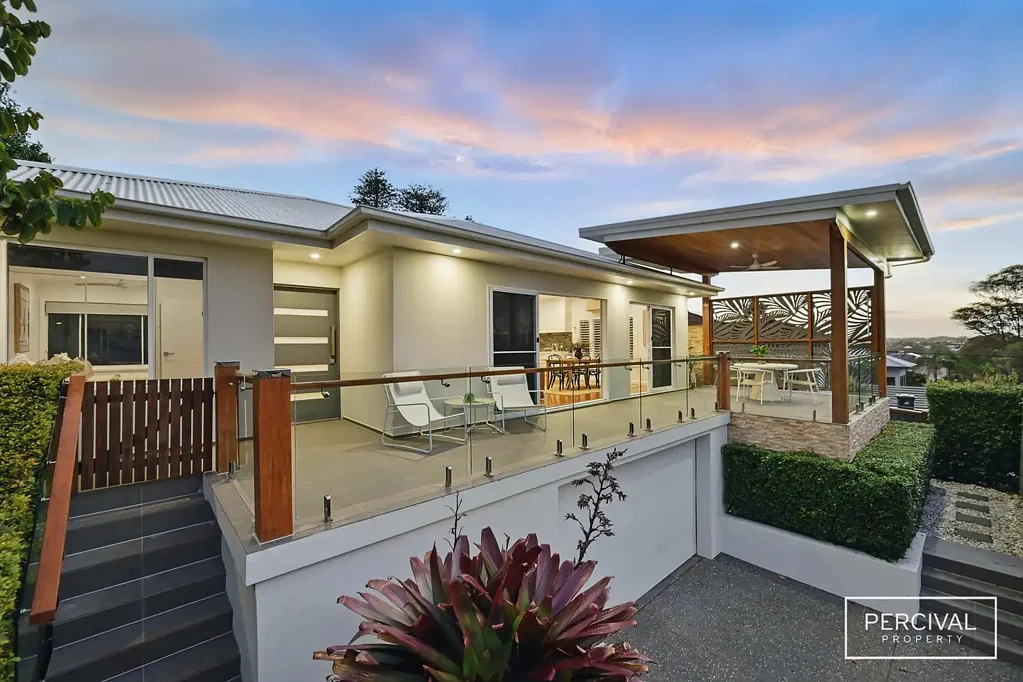 Port Macquarie 3部屋 Original Cottage Turned Modern Beach House