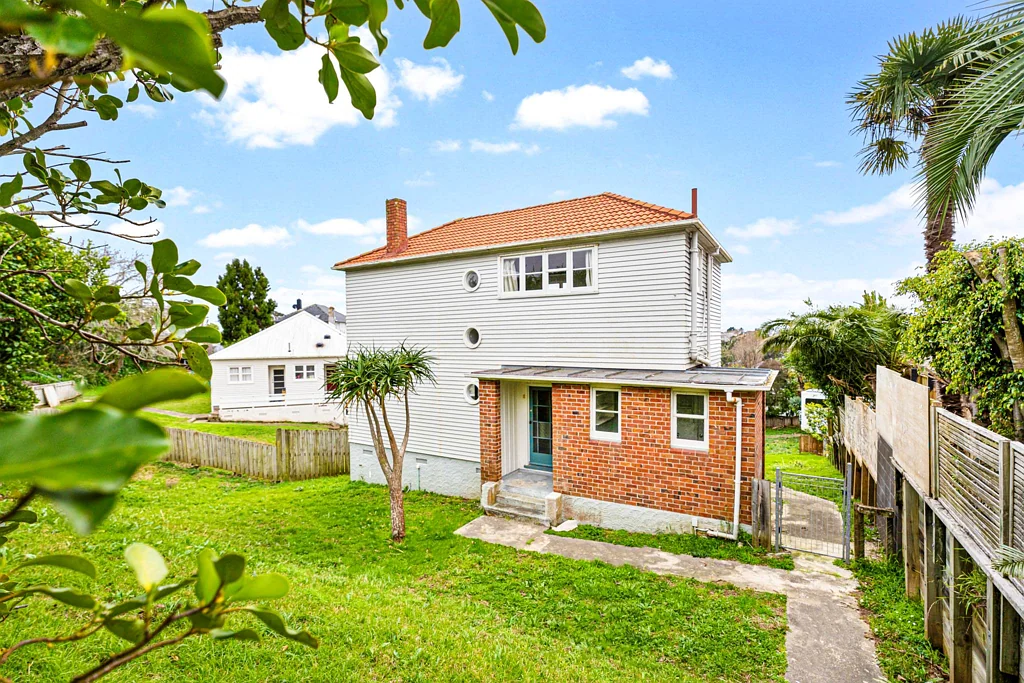 Orakei 3ห้องนอน A Classic Home for Today, Options for Tomorrow