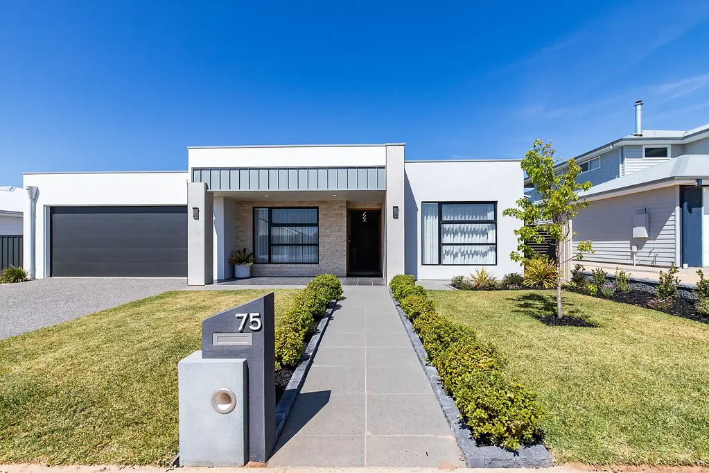 Port Hughes 3બેડરૂમ GOLF COURSE LIVING WITHOUT THE WAIT