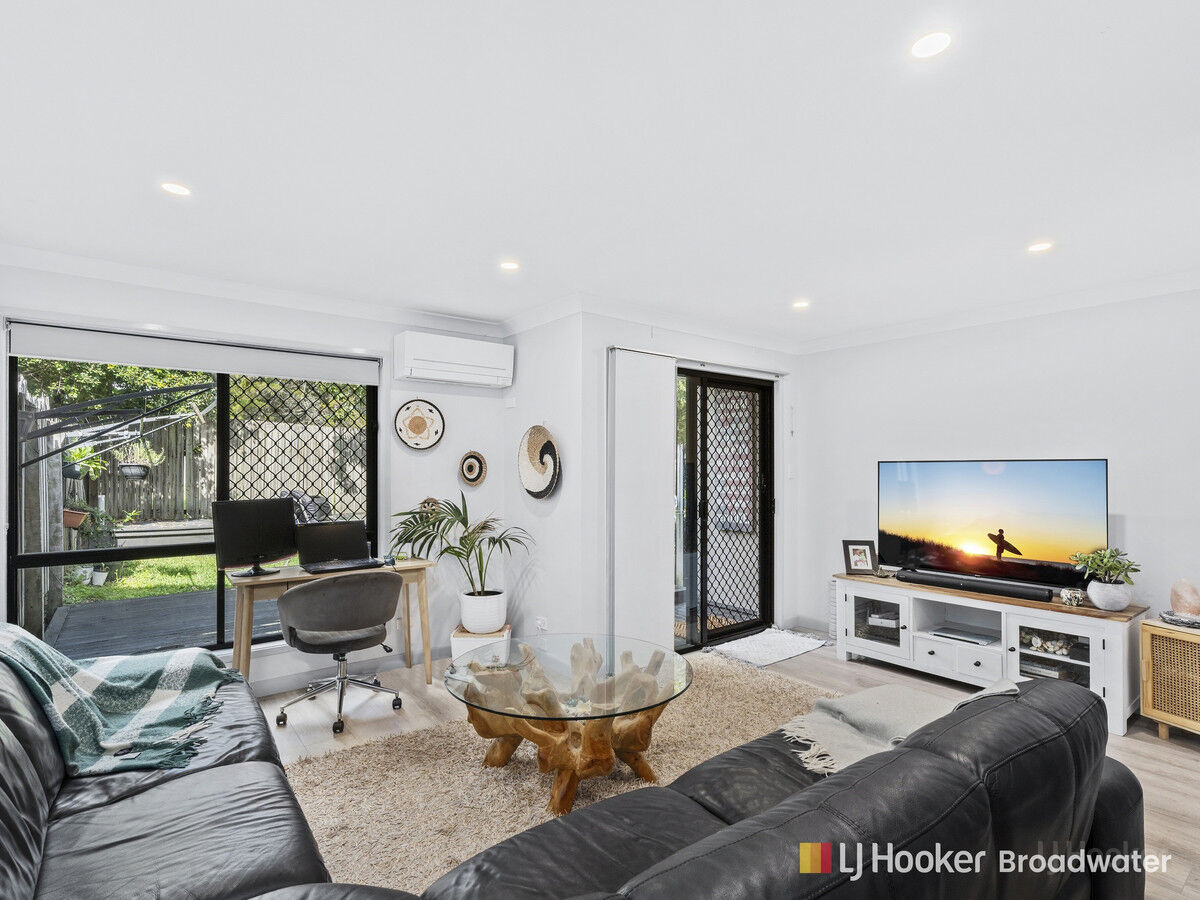 UNIT 5 72-74 IMPERIAL PDE, LABRADOR QLD 4215, 0 Schlafzimmer, 0 Badezimmer, Townhouse