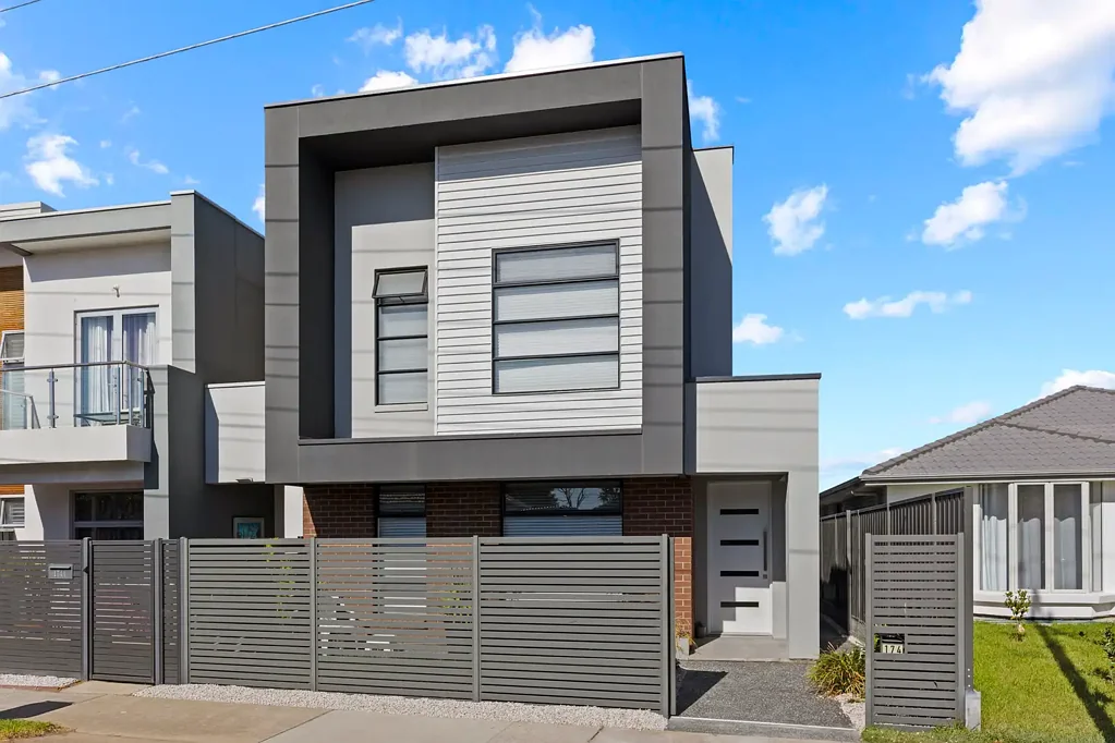 Semaphore Park 3房  Stunning & Ultra Sleek Oozing Elegance & Style