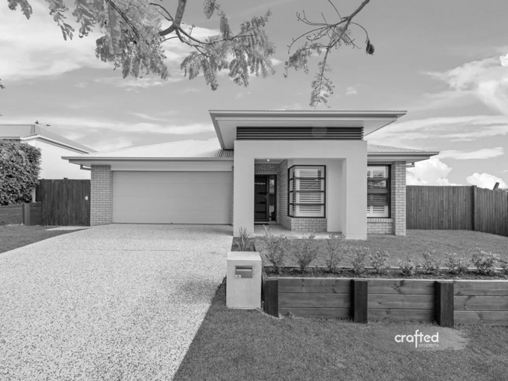 19 Wentworth Drive, Flagstone, QLD 4280