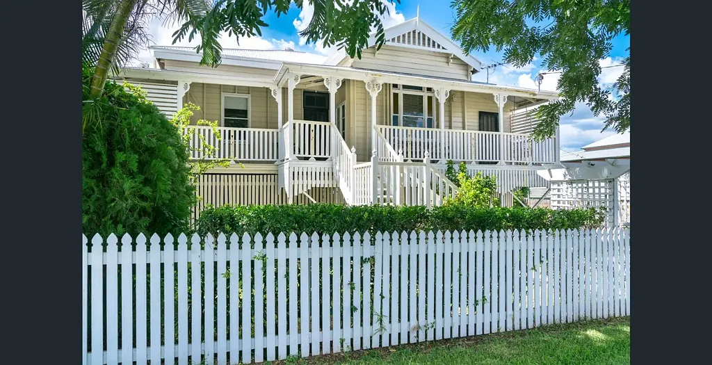 Great Location with Pool!