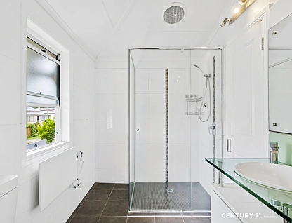84 West Street, The Range, QLD 4700, 5房, 2浴, 独立屋