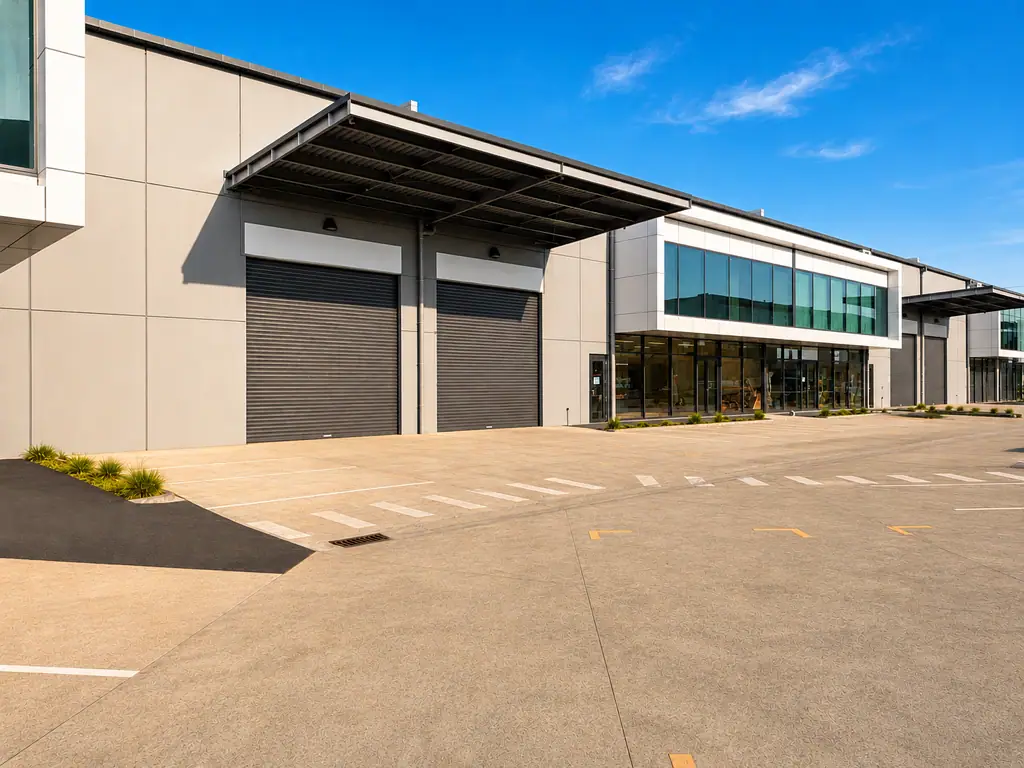 Silverdale  1,000m2 Modern Industrial