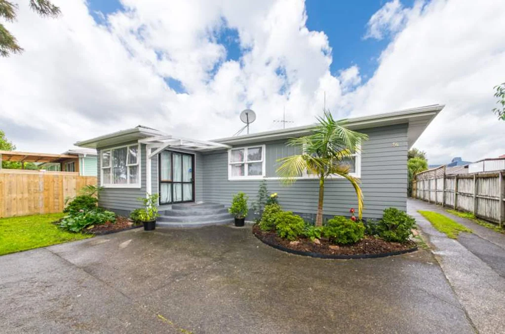 Renovated Family Home in Prime Henderson Location
