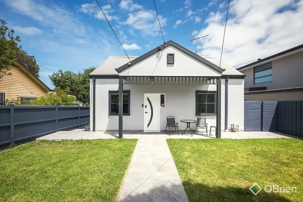 Premium Renovated Living in the Heart of Mordialloc