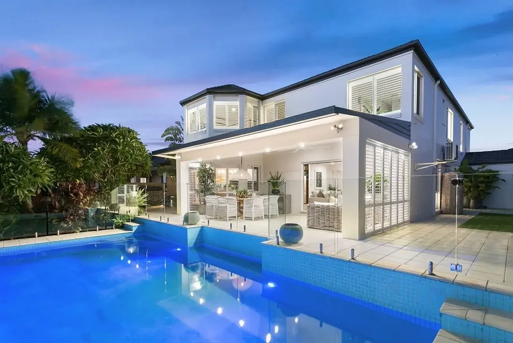 Clear Island Waters 4 Bedroom High-End Luxury You Can Feel