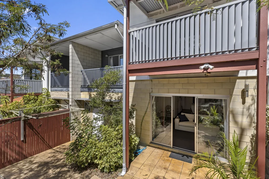 3/12 Dengate Lane, St Lucia, QLD 4067