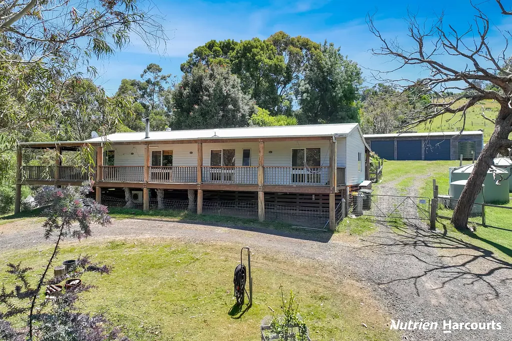 Tarra Valley 4房  Wild Falls - Lifestyle Living with Income Potential