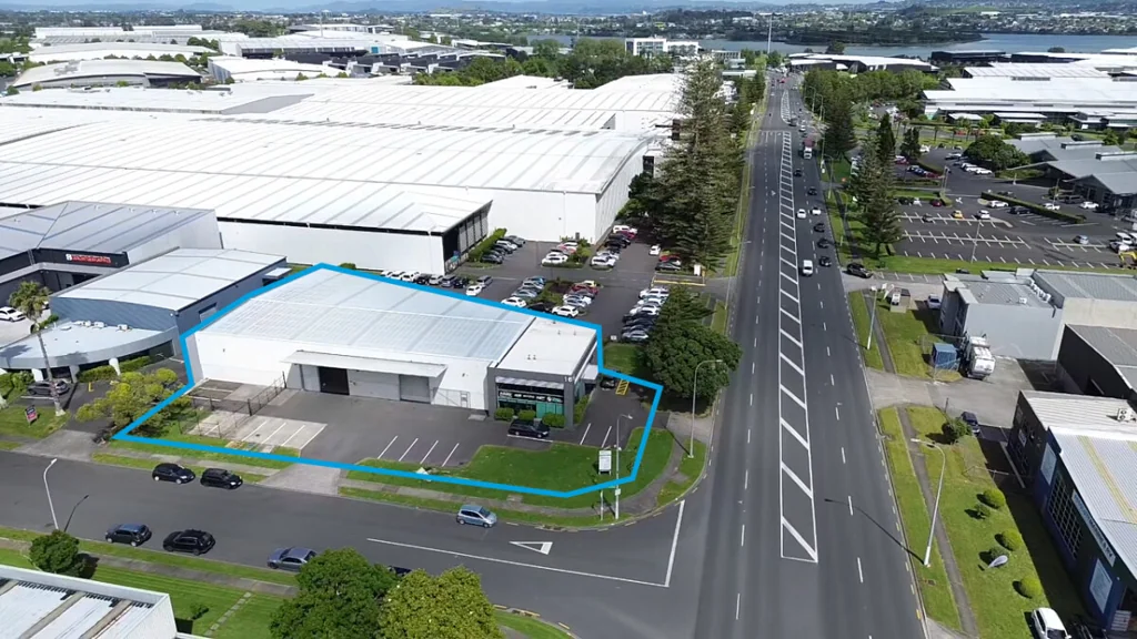 East Tamaki Highbrook High Exposure - 1,349m²