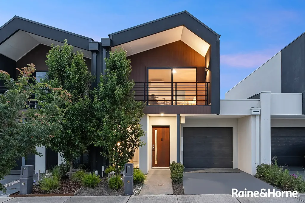 Clyde 2房  Modern Elegance Meets Prime Location in Clyde's Lilium Estate