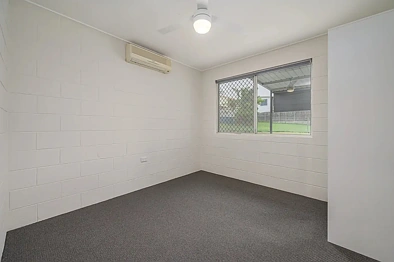 ਹੋਰ - 2/28 Campbell Street, Clinton, QLD 4680