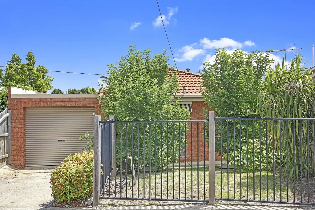 GREAT LOW MAINTENANCE HOME