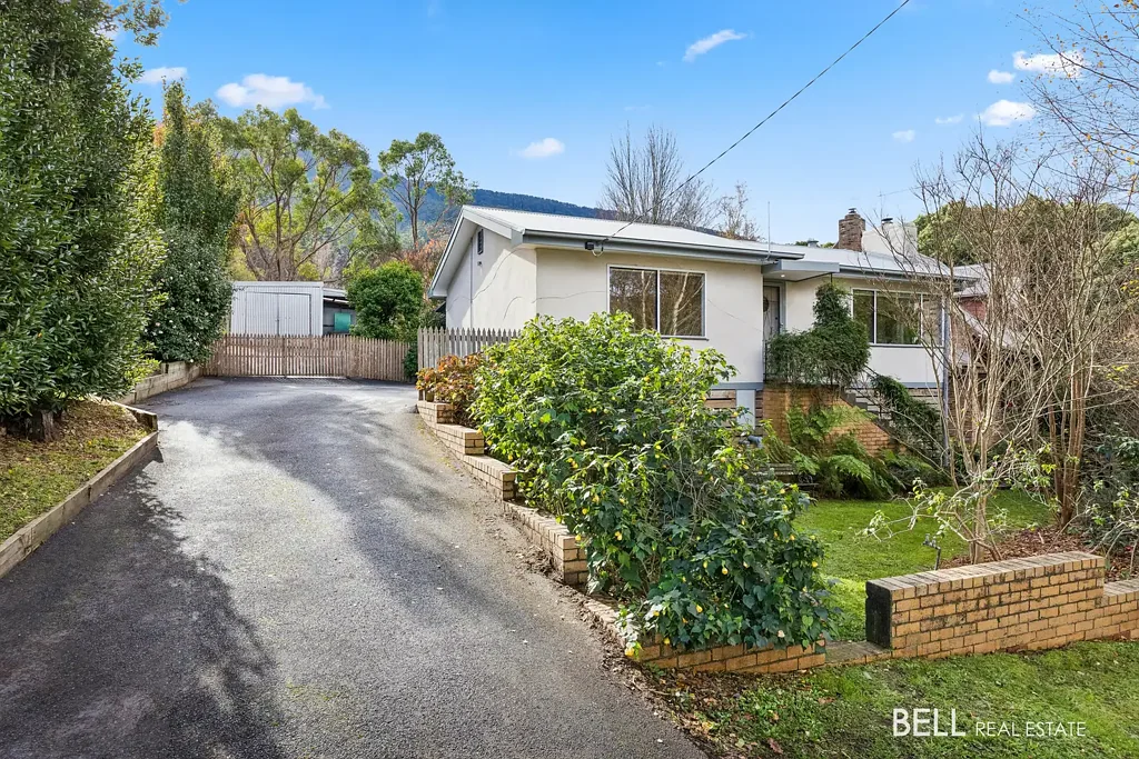 Warburton 2ห้องนอน A Charming Country Retreat with Spectacular Views and Year Round Comfort