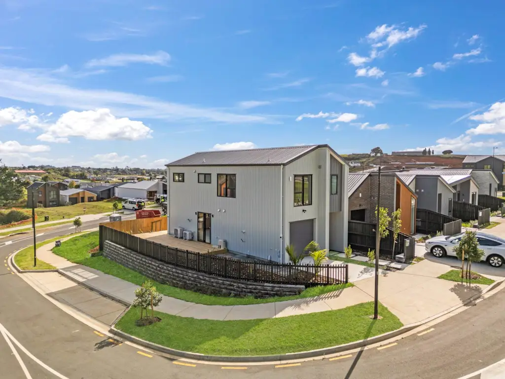 Pukekohe 4Zimmer Corner section of 234m2 & 145m2 floor area
