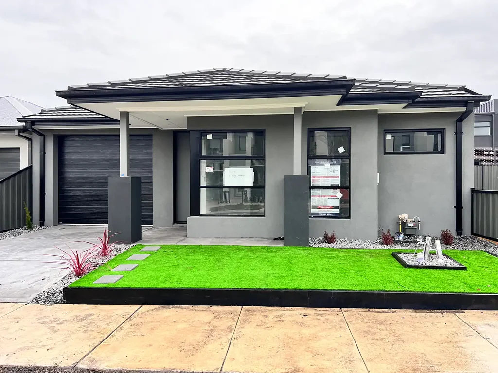 Successfully Leased ByGavy Khangura & Team TopNotch Rentals!