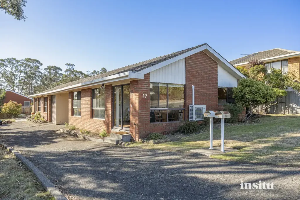 Mount Nelson 2 Bedroom Peaceful, Convenient Living in the Heart of Mount Nelson