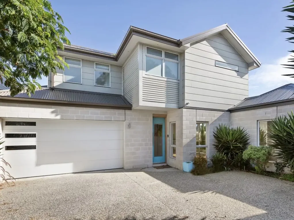 Spacious Townhouse in Great Location