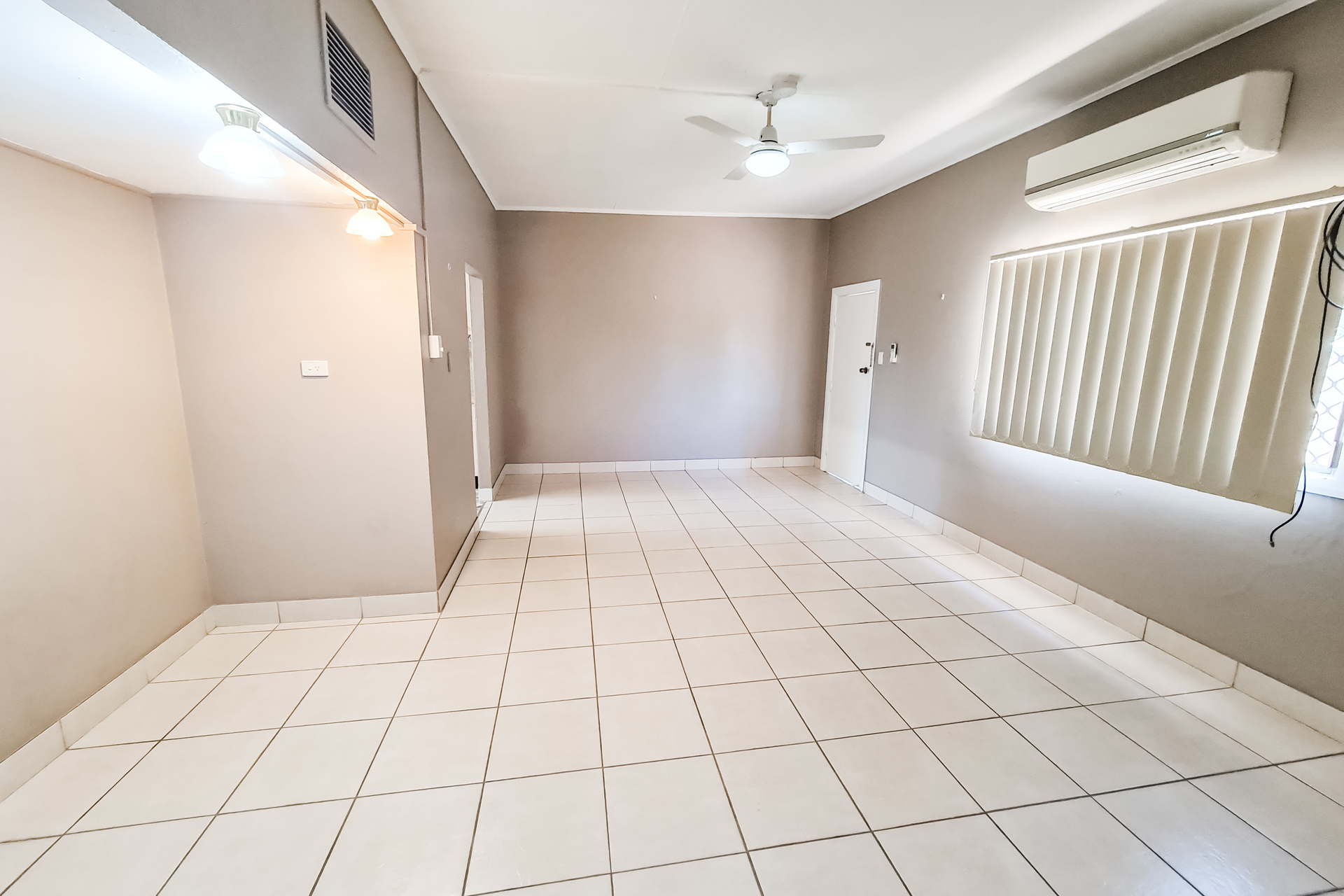 FLAT 1 146 WEST ST, WINSTON QLD 4825, 0 Schlafzimmer, 0 Badezimmer, Unit