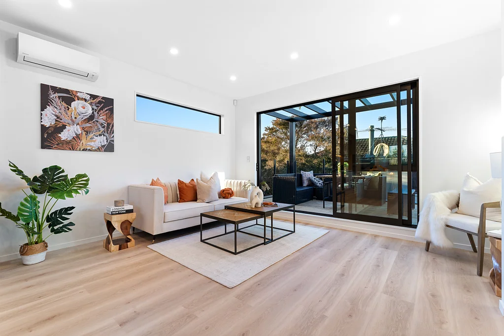 73C Wiseley Road, West Harbour, Waitakere City, Auckland