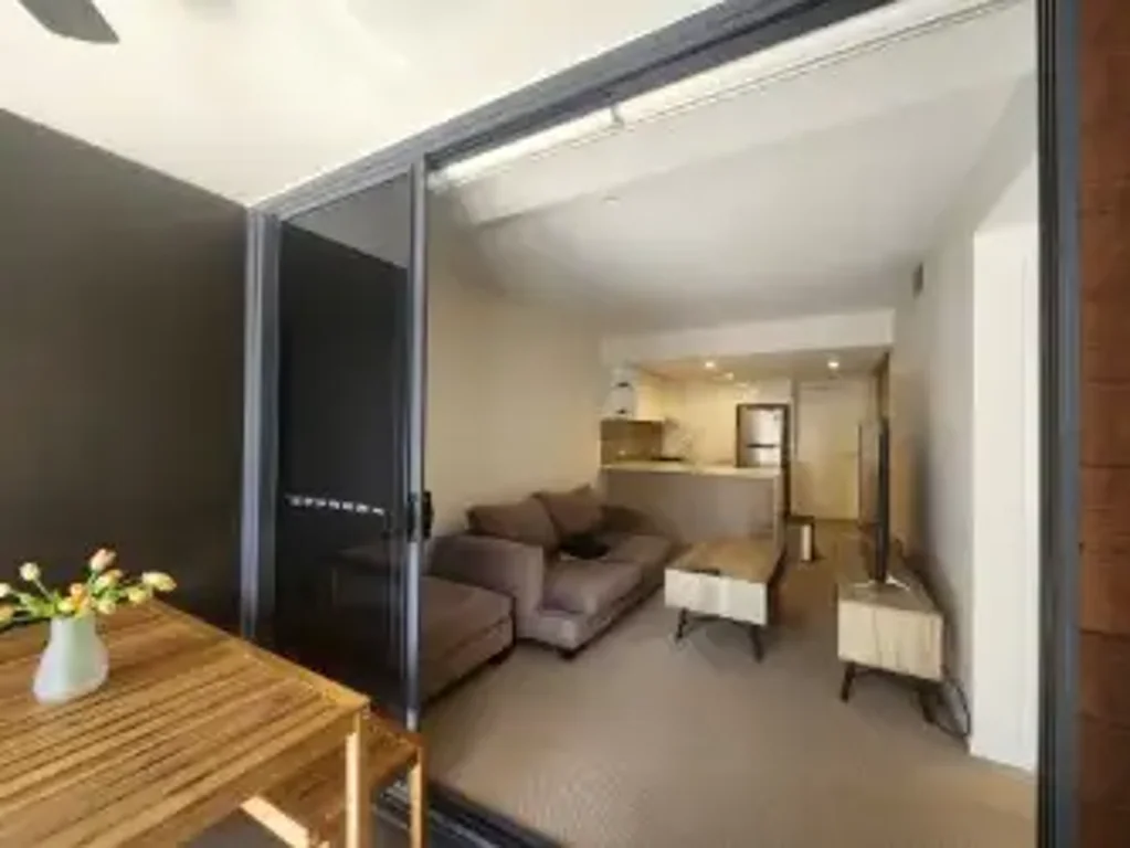 BEAUTIFUL FULLY FURNISHED 1 BEDROOM  + 1 MULTI PURPOSE ROOM APARTMENT IN A RESORT STYLE COMPLEX