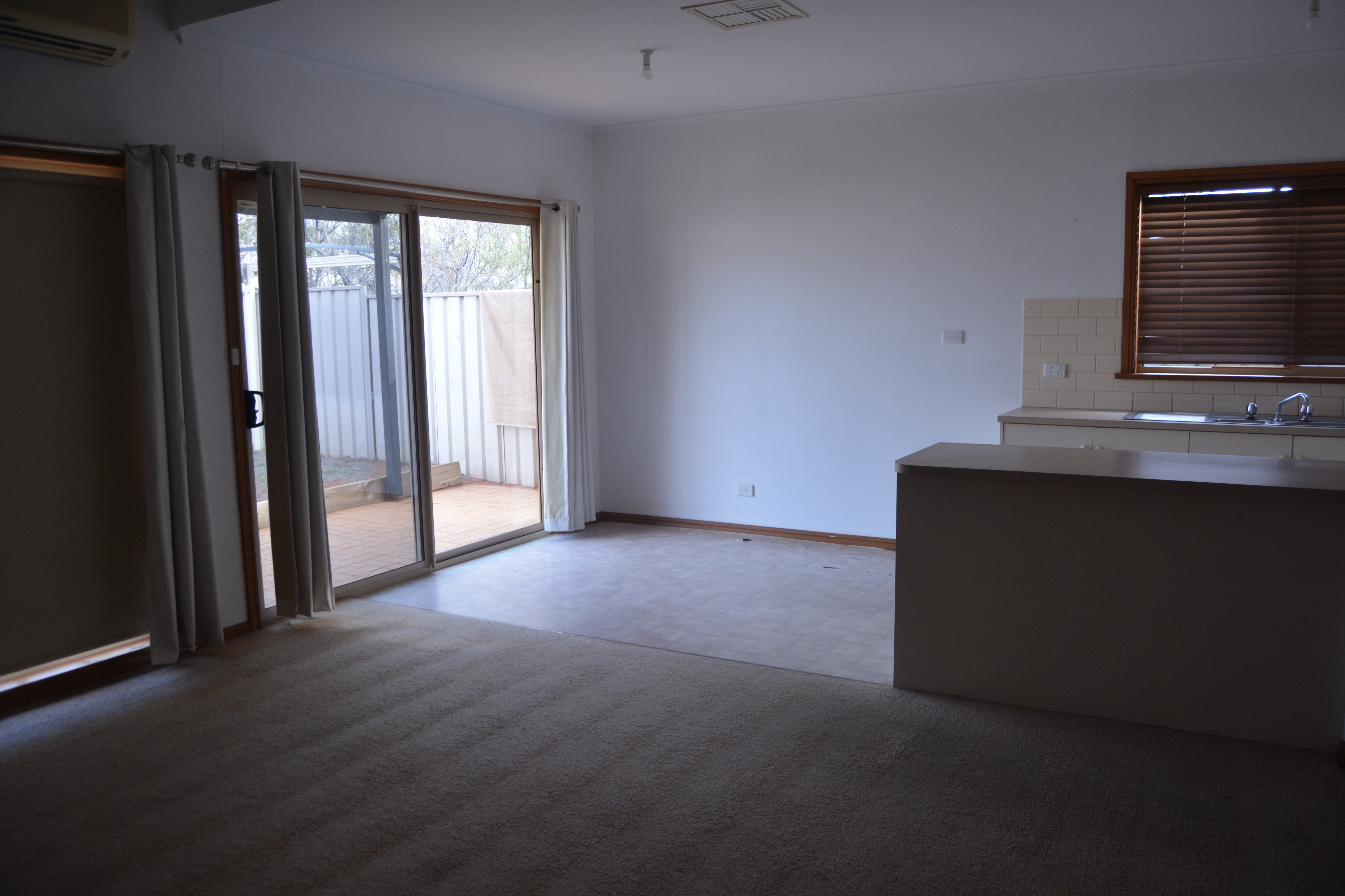 24B FINNISS ST, ROXBY DOWNS SA 5725, 0部屋, 0バスルーム, Unit