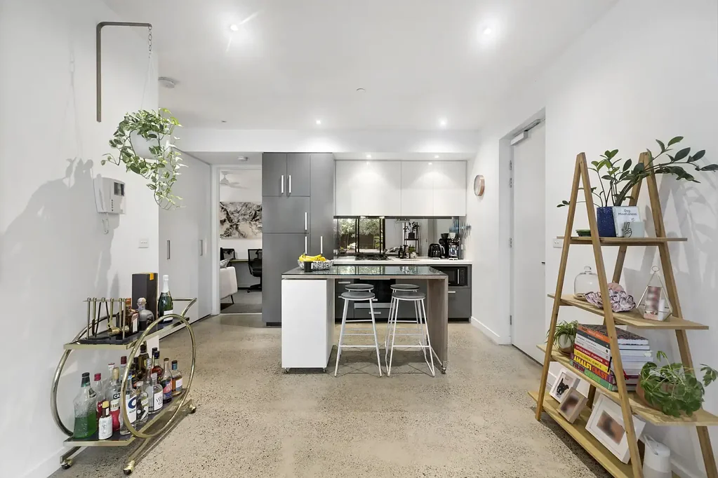 Modern Living In Amazing Location!