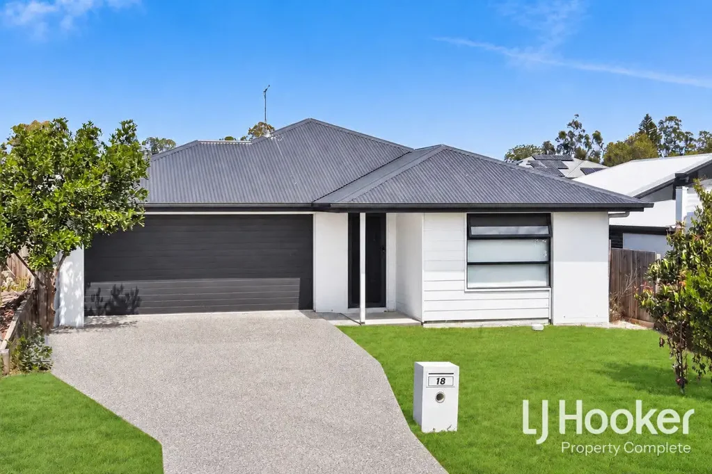 Bellbird Park 5침실 Five Bedrooms, Big Backyard & Plenty of Room to Make a Splash!