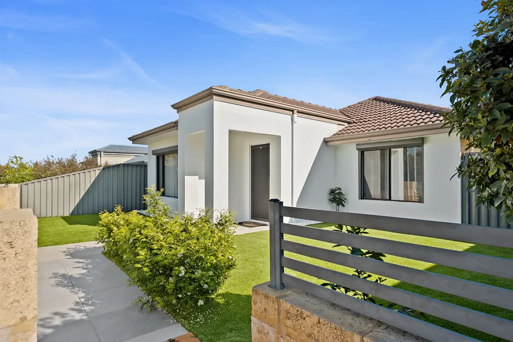 8 Pyrenees Parkway, Baldivis, WA 6171