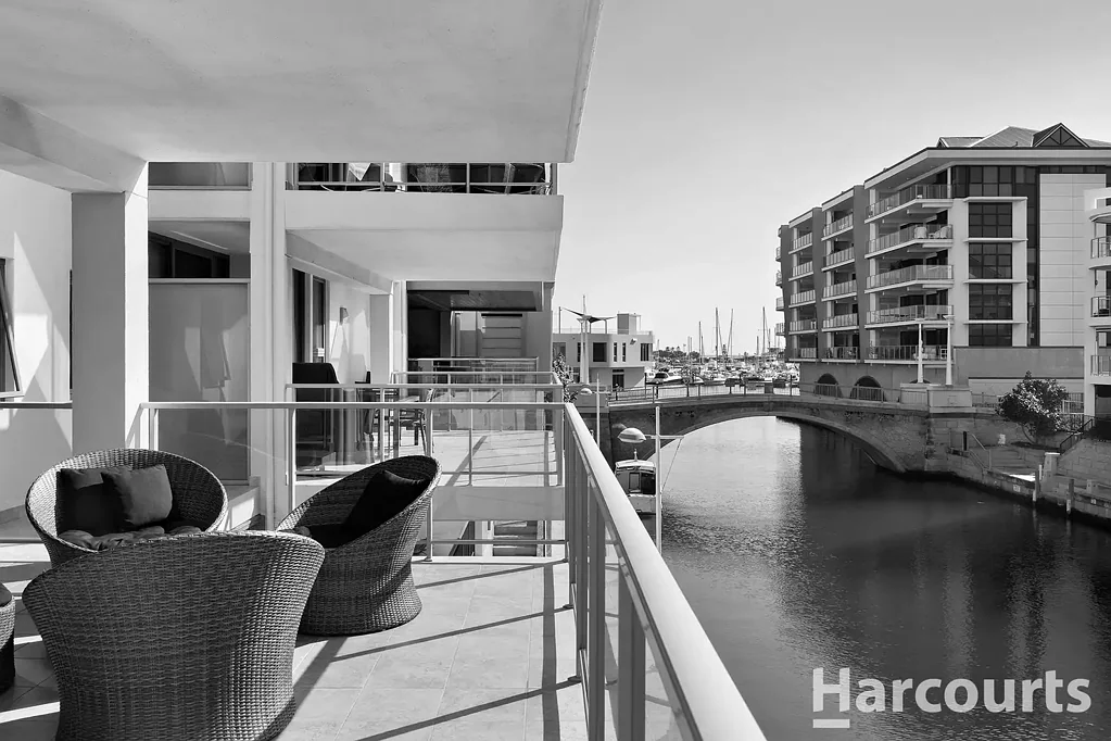 2/8 Torcello Mews, Mandurah, WA 6210