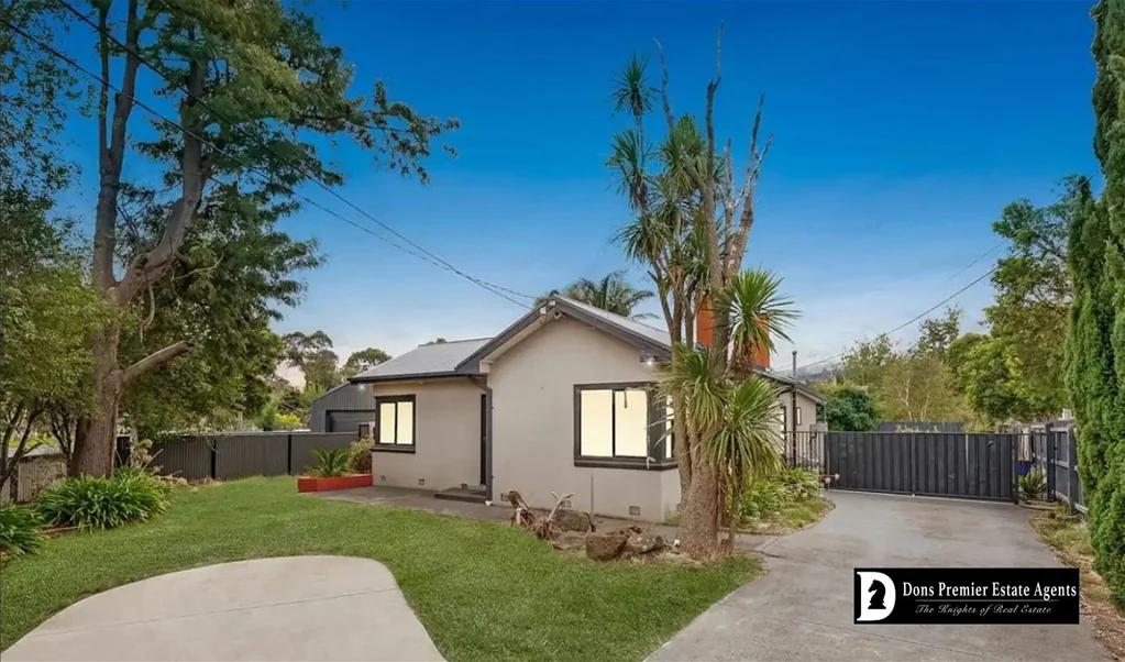 Dandenong 4 Bedroom Charming Corner Block for Loads of Potentials!