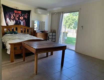 2 Edwards Place, Emerald, QLD 4720, 4 ਕਮਰੇ, 2 ਬਾਥਰੂਮ, House