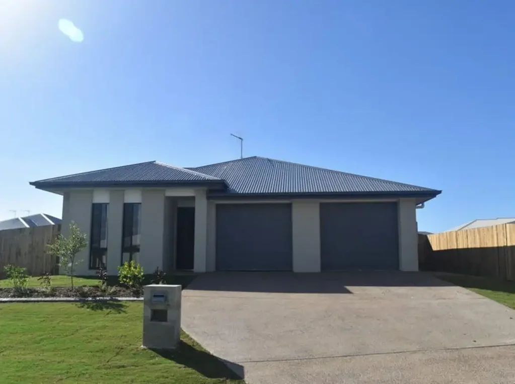 MODERN, LOW-MAINTENANCE LIVING IN SOUGHT-AFTER KALKIE